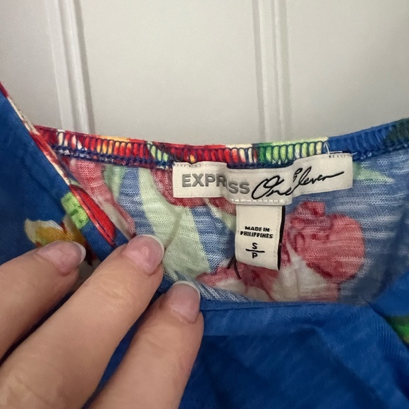 NWOT Express Tops (2) Adorable!! Size Small - Picture 4 of 4